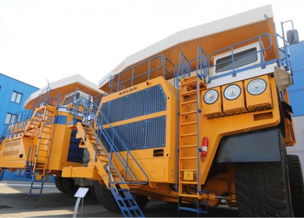 BELAZ will supply a 150-ton heavy truck to the combine in Stary Oskol